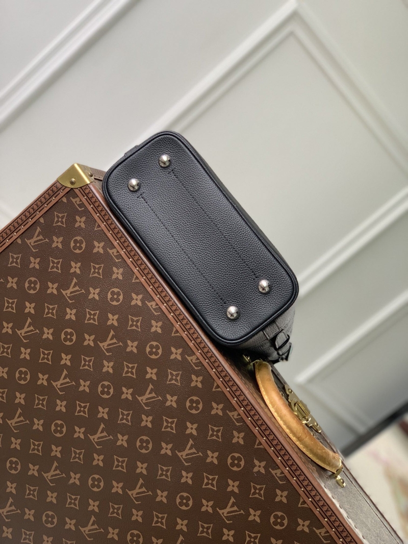 LV Bucket Bags